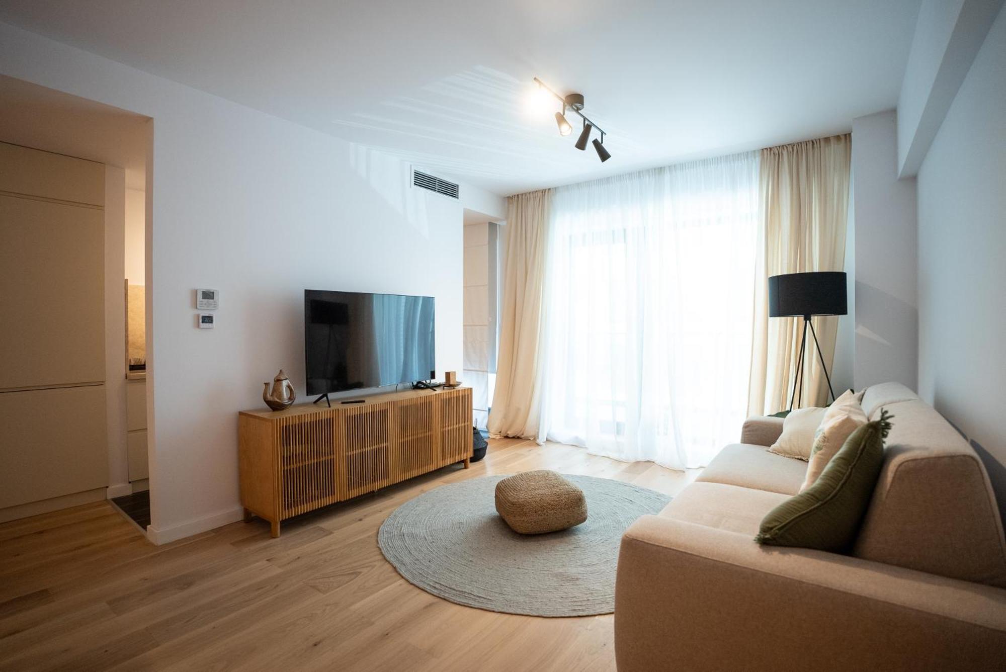 The Level Sanctuary: Free Parking & Netflix Apartment Bucharest Exterior photo